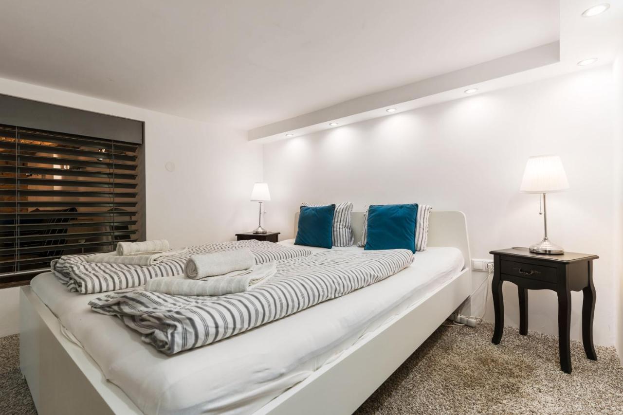 Z38 Downtown Loft Apartment บูดาเปสต์ ภายนอก รูปภาพ