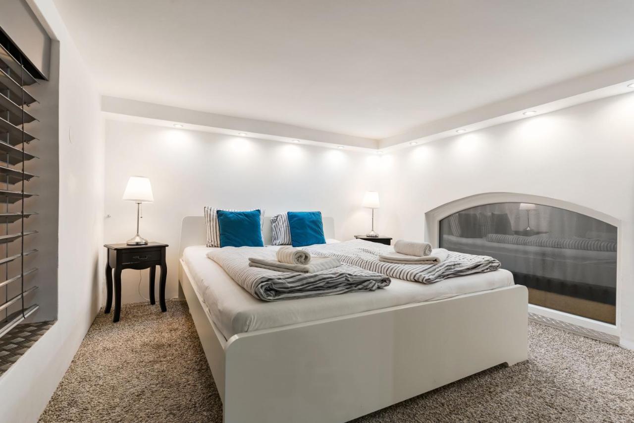 Z38 Downtown Loft Apartment บูดาเปสต์ ภายนอก รูปภาพ