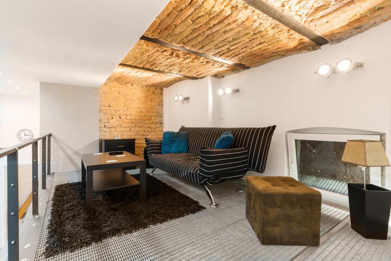 Z38 Downtown Loft Apartment บูดาเปสต์ ภายนอก รูปภาพ