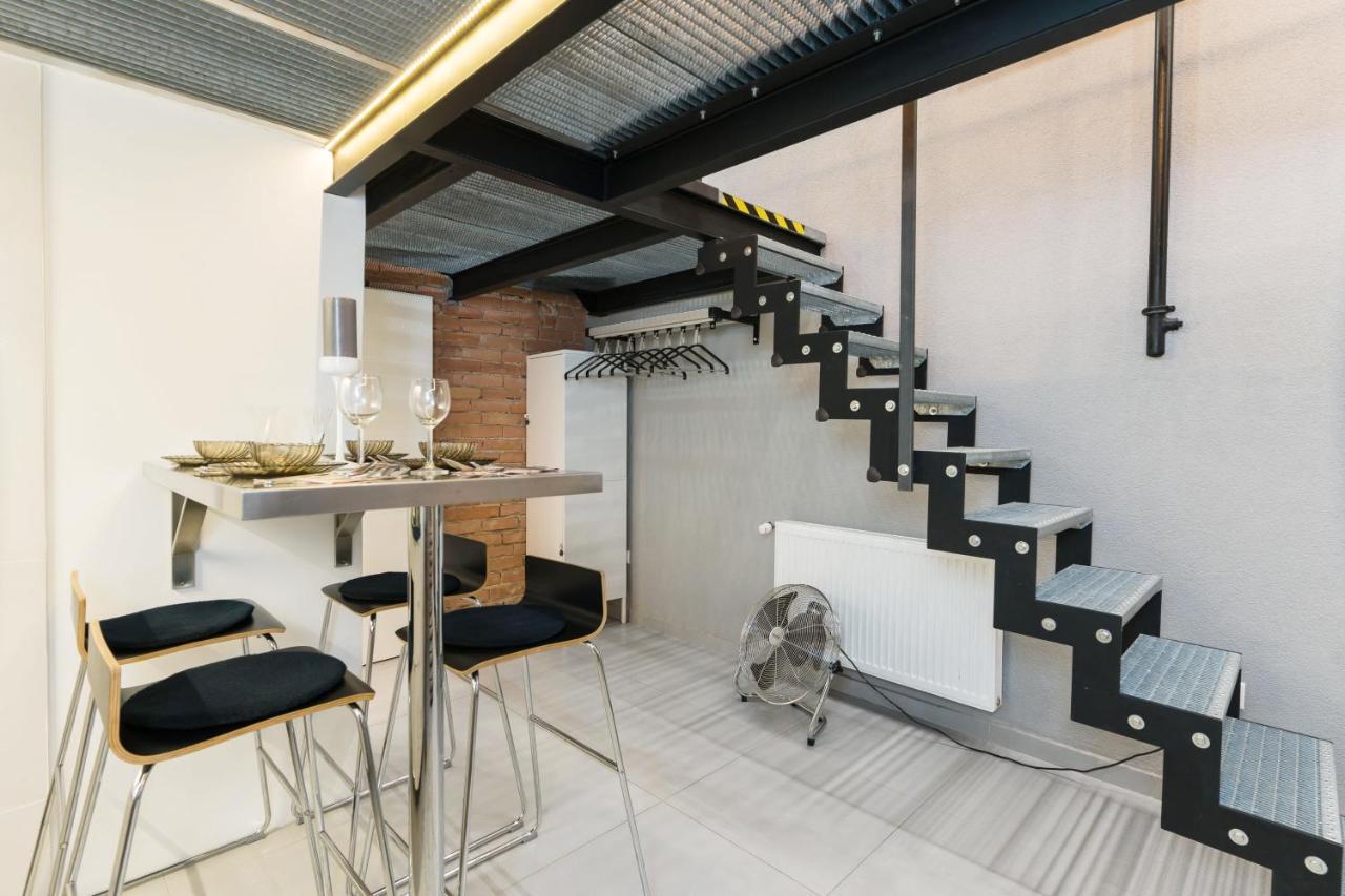 Z38 Downtown Loft Apartment บูดาเปสต์ ภายนอก รูปภาพ