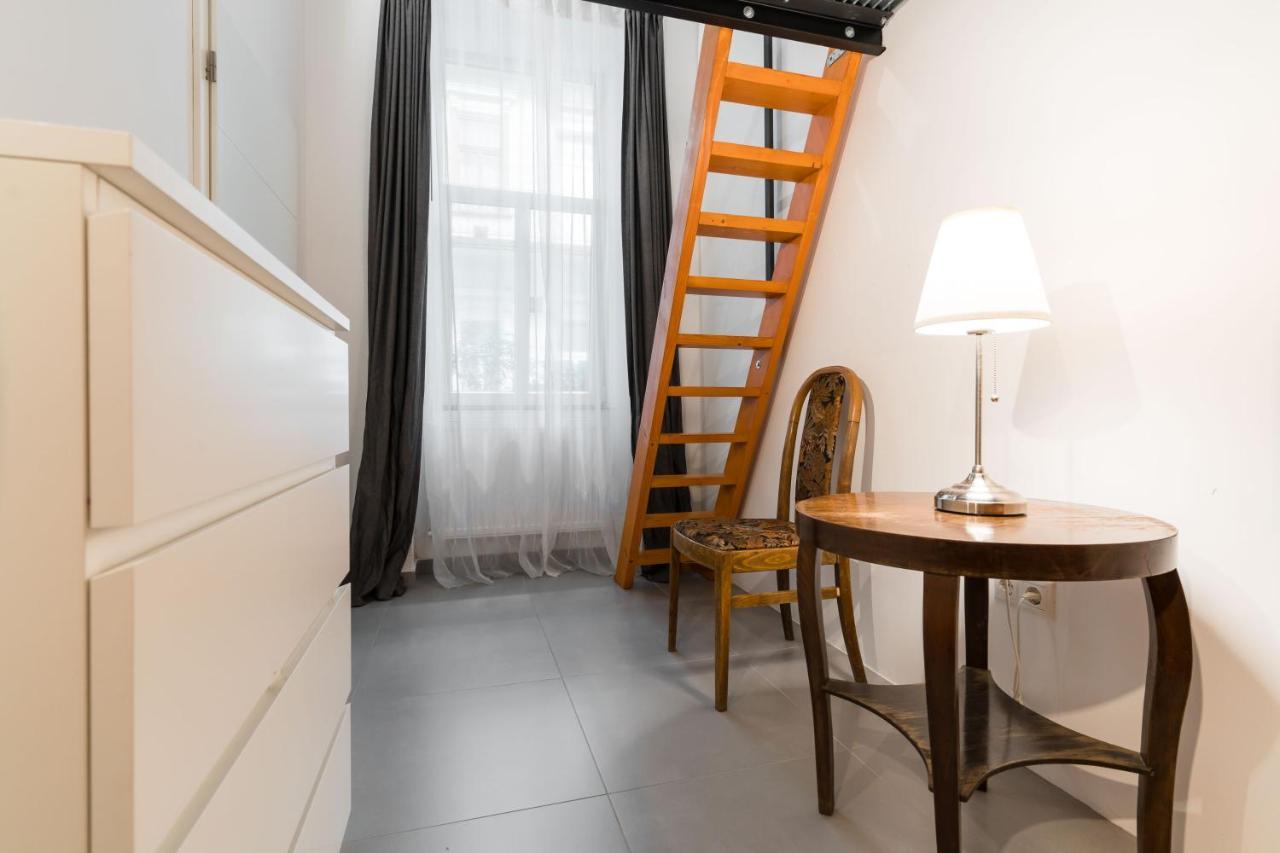 Z38 Downtown Loft Apartment บูดาเปสต์ ภายนอก รูปภาพ