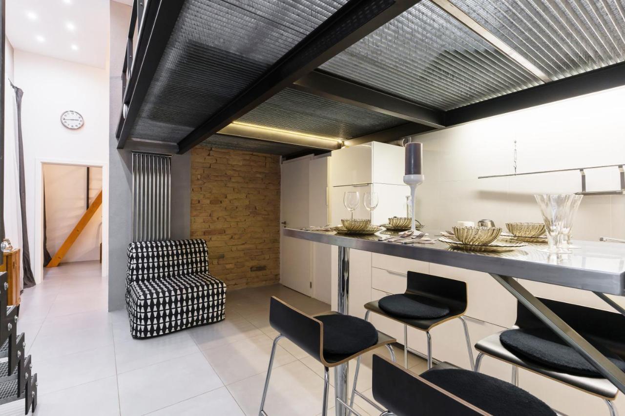 Z38 Downtown Loft Apartment บูดาเปสต์ ภายนอก รูปภาพ