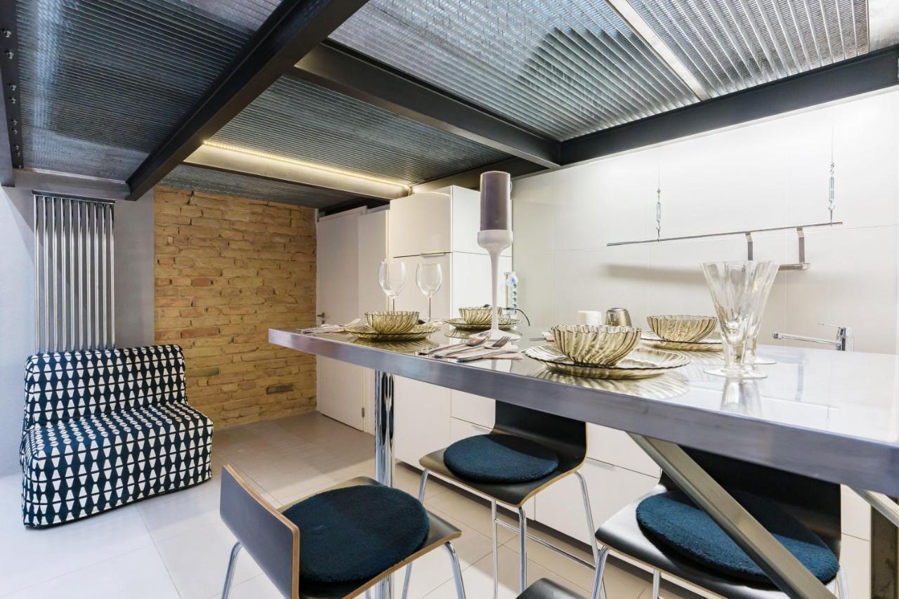 Z38 Downtown Loft Apartment บูดาเปสต์ ภายนอก รูปภาพ